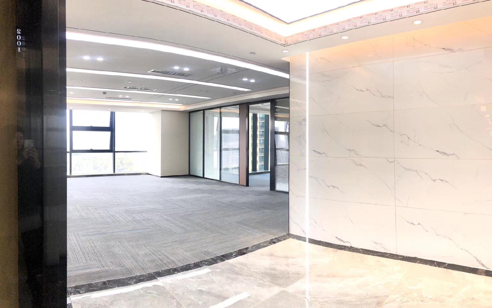 阳光粤海大厦写字楼出租359平米精装办公室110元/m².月