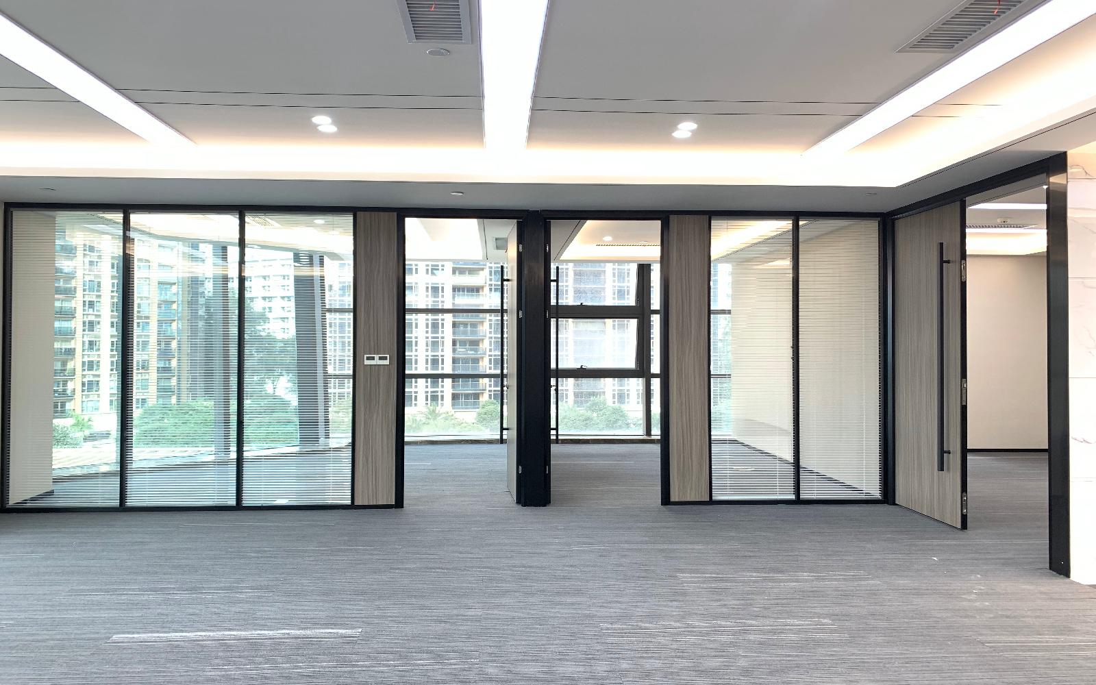 阳光粤海大厦写字楼出租669平米精装办公室110元/m².月