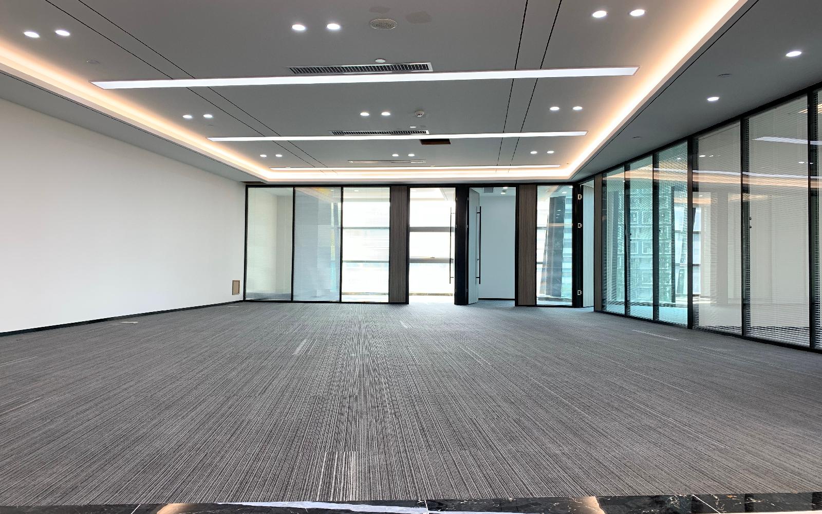 阳光粤海大厦写字楼出租669平米精装办公室110元/m².月