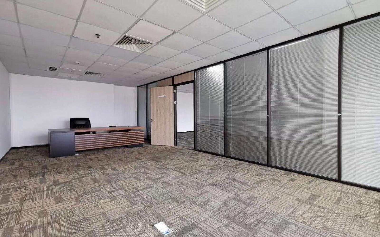 天安云谷写字楼出租366平米精装办公室80元/m².月
