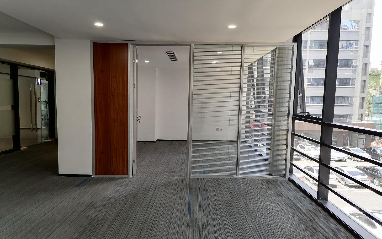 城市山海云汇写字楼出租95平米精装办公室55元/m².月