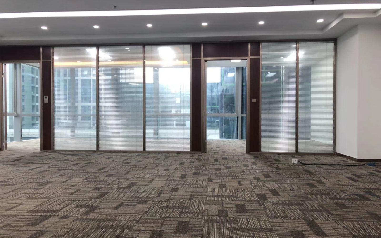 深业U中心写字楼出租200平米精装办公室50元/m².月