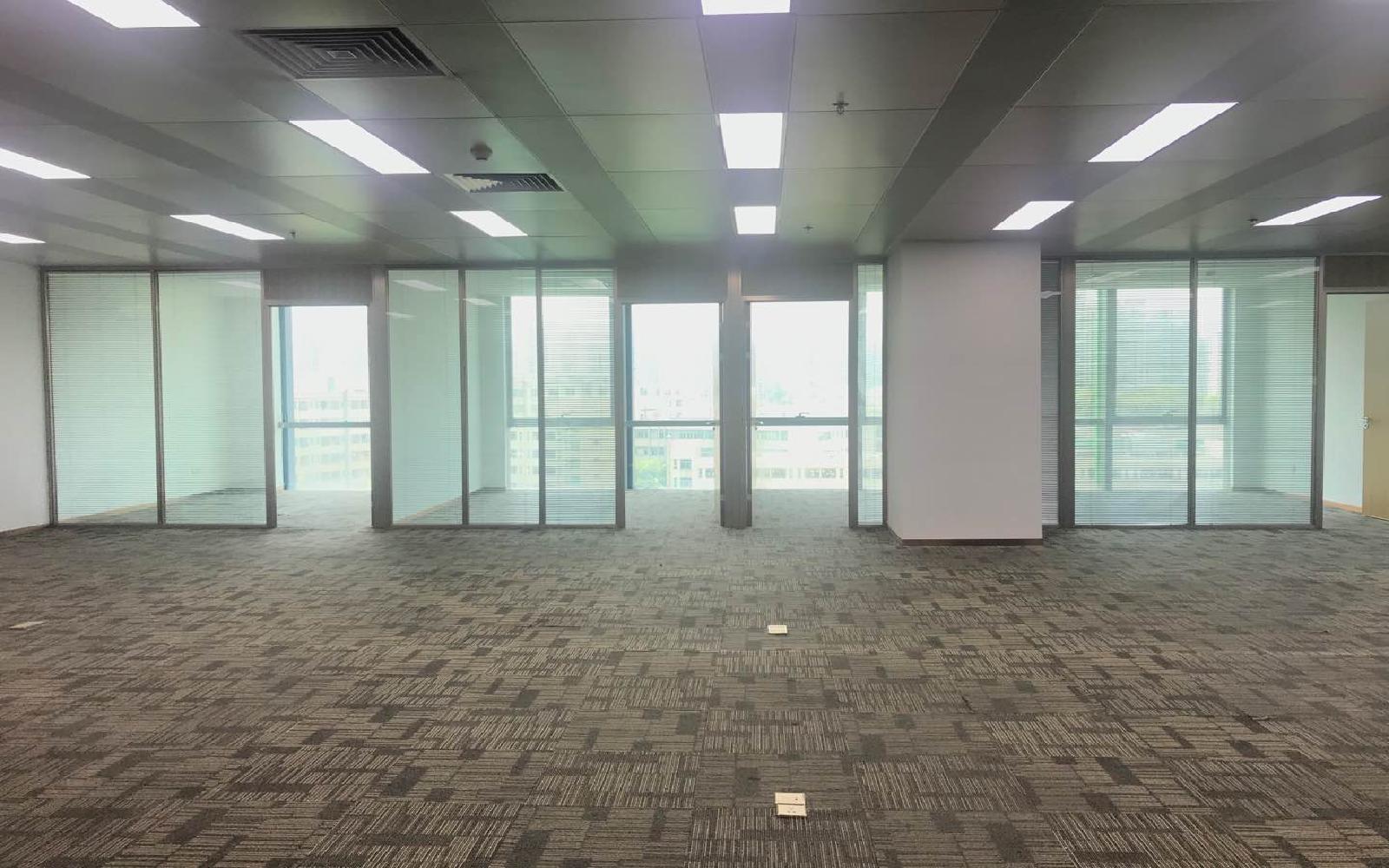 深业U中心写字楼出租500平米精装办公室50元/m².月