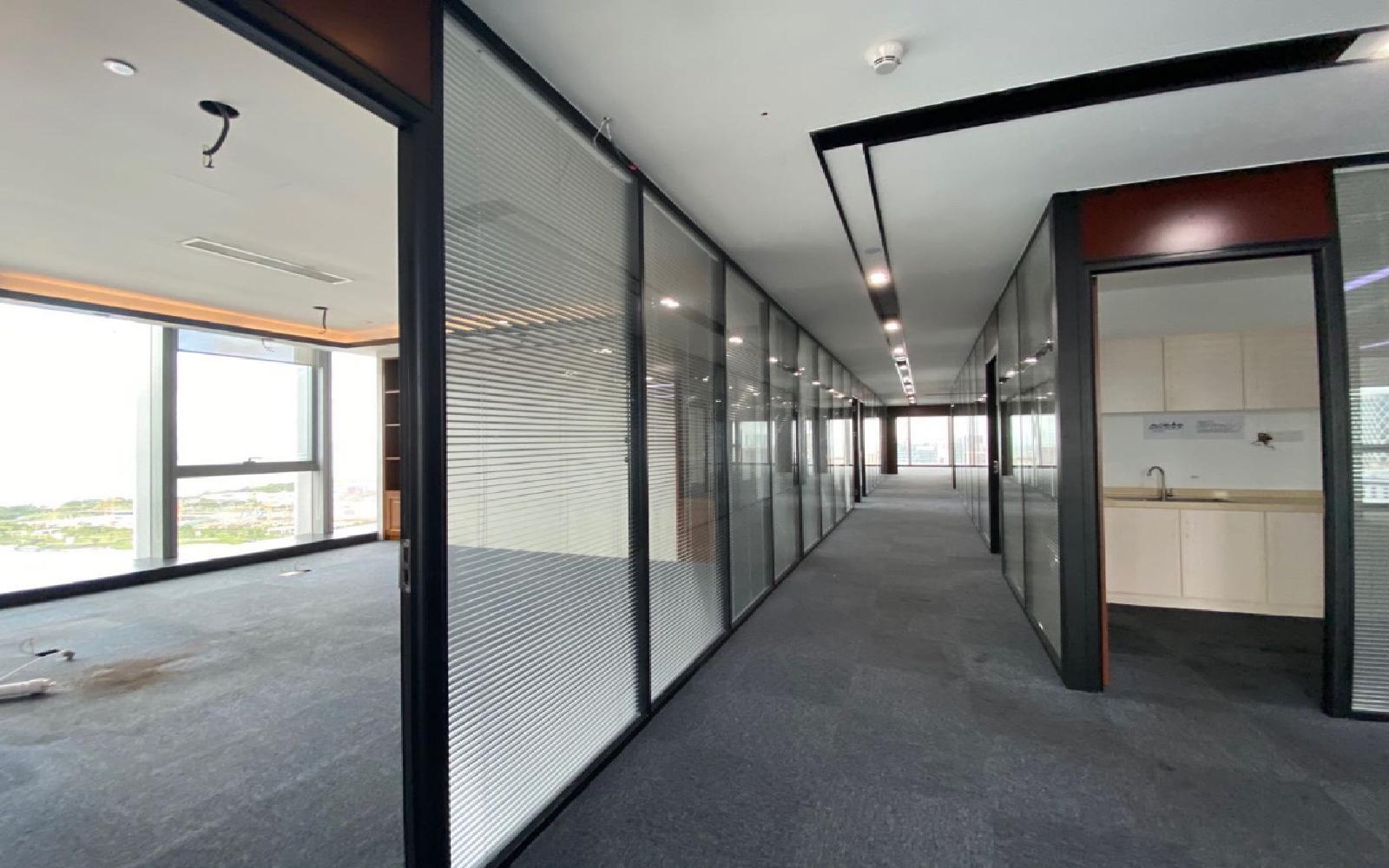 海信南方大厦写字楼出租986平米精装办公室248元/m².月