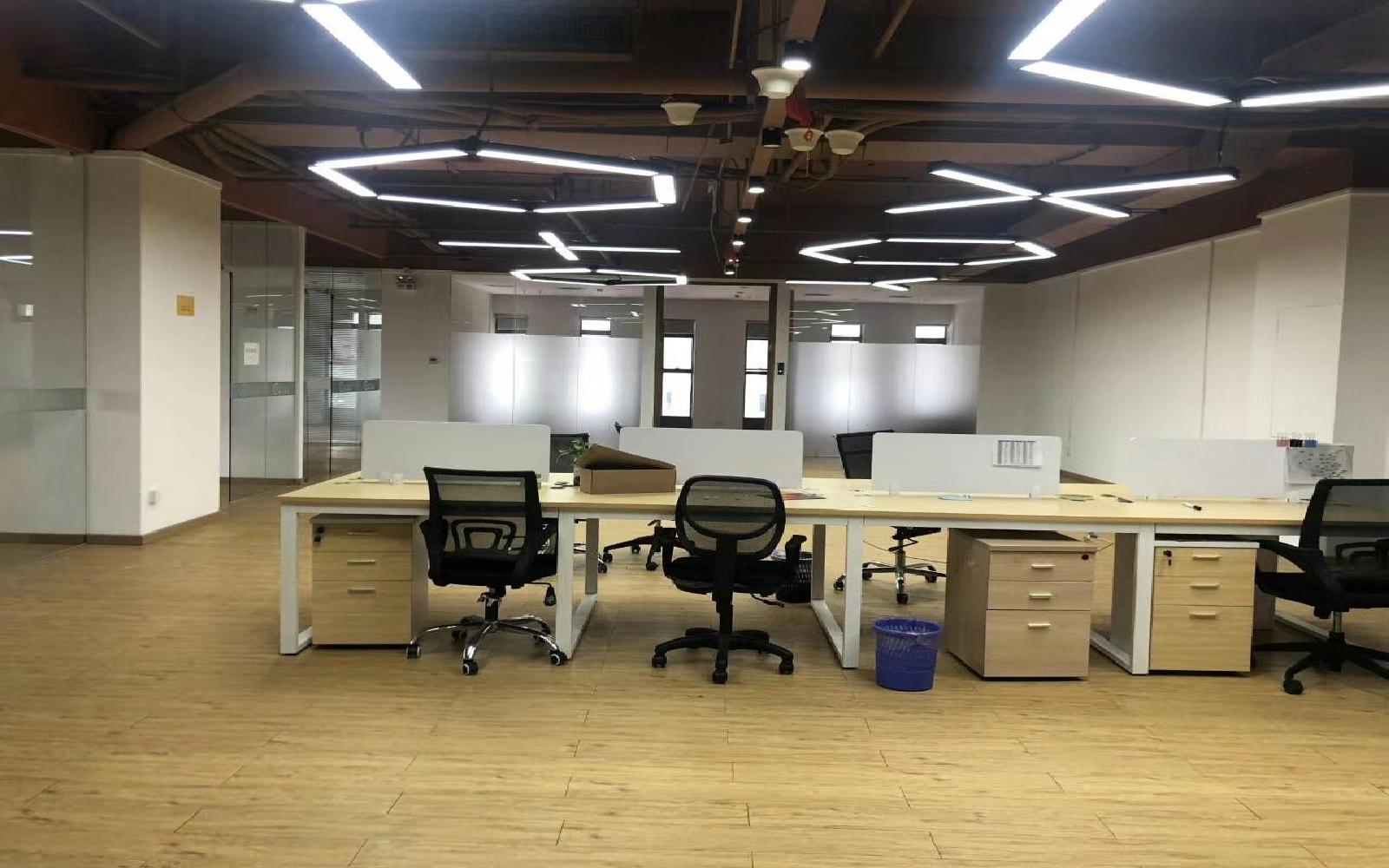 软件产业基地写字楼出租606平米精装办公室79元/m².月