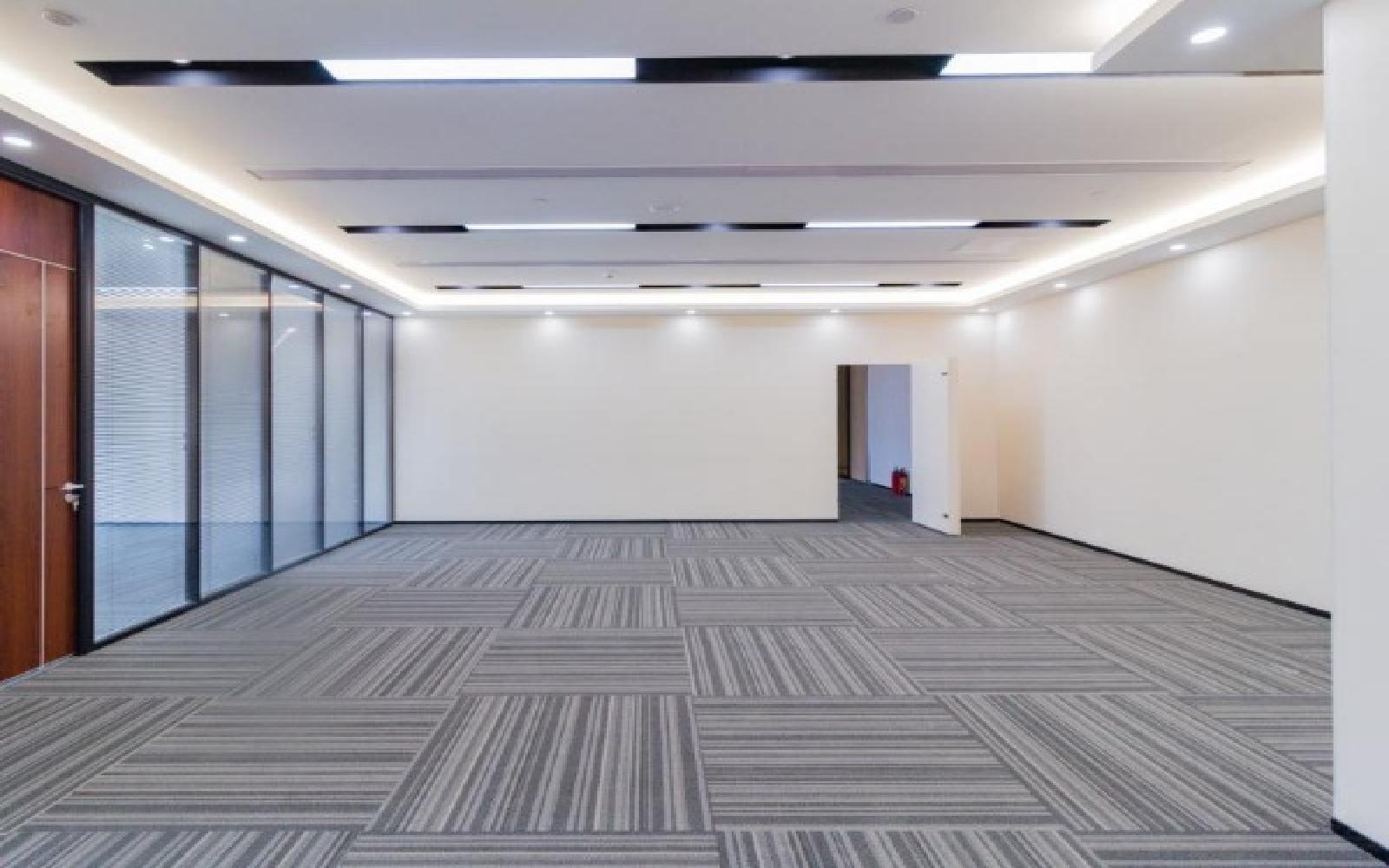 易尚中心写字楼出租175平米精装办公室120元/m².月