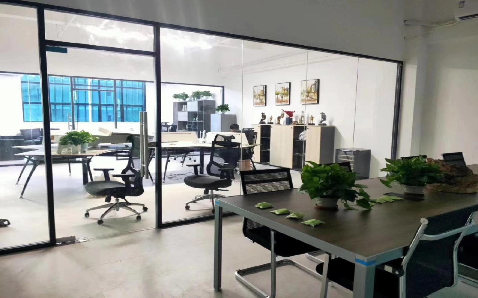 云谷创新产业园（二期）写字楼出租342平米精装办公室69元/m².月