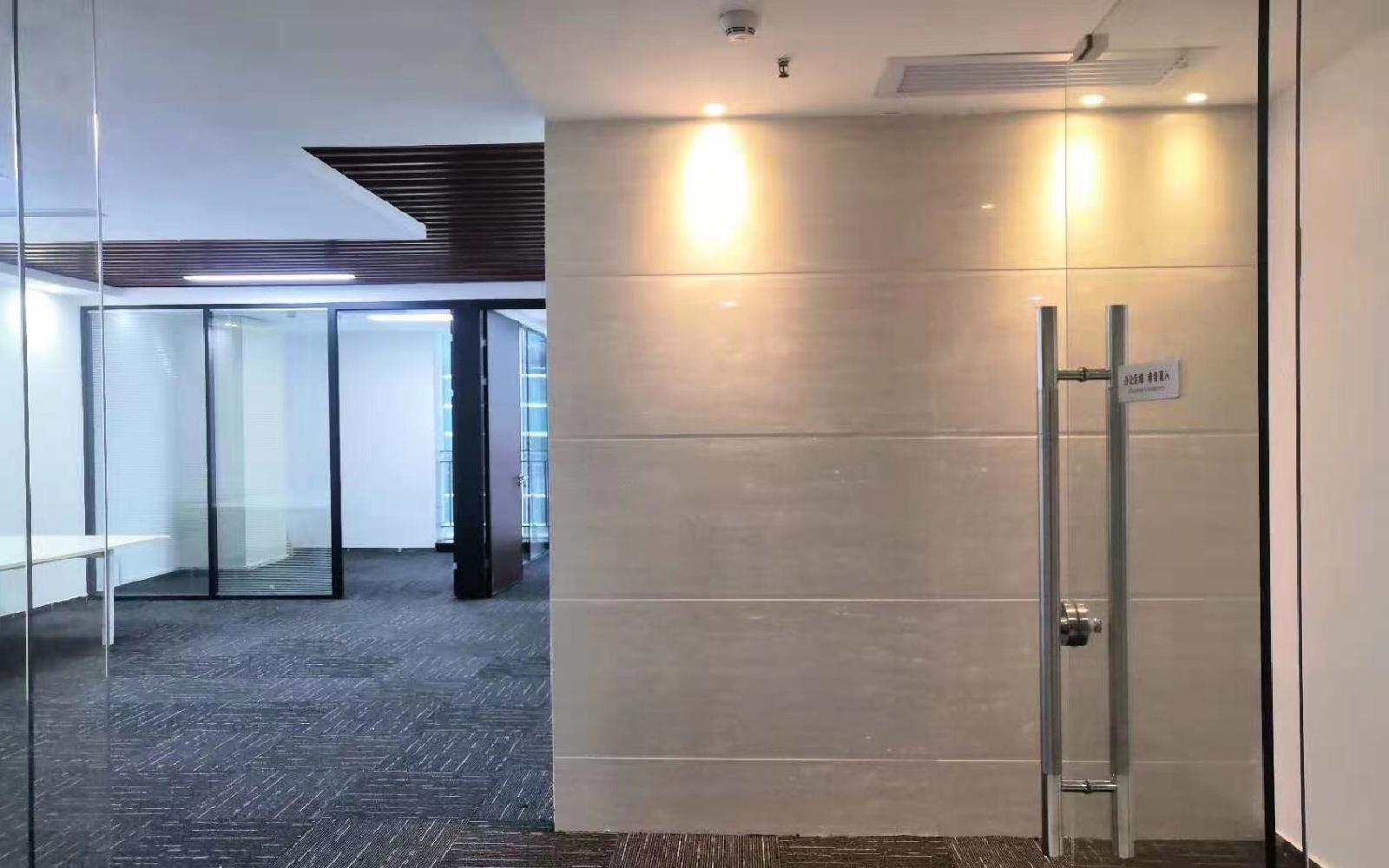 长虹科技大厦写字楼出租185平米精装办公室75元/m².月
