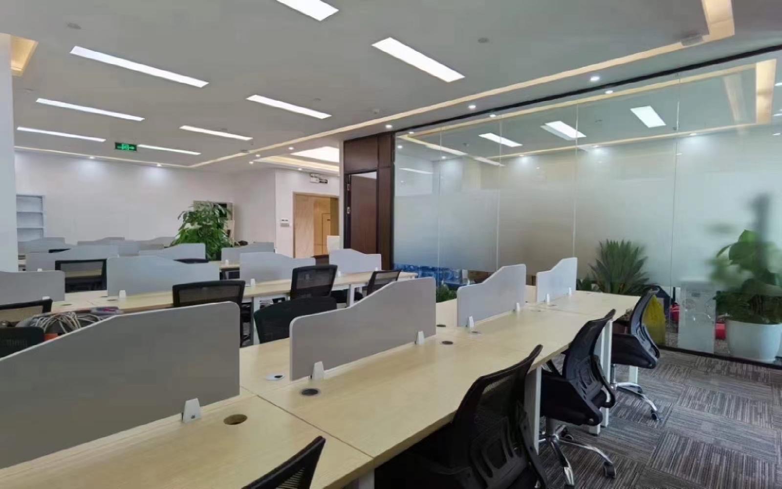 赋安科技大厦写字楼出租530.08平米精装办公室130元/m².月