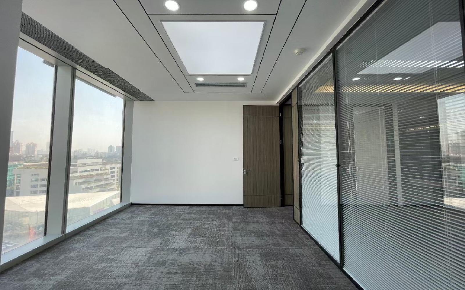 华侨城大厦写字楼出租249平米精装办公室130元/m².月