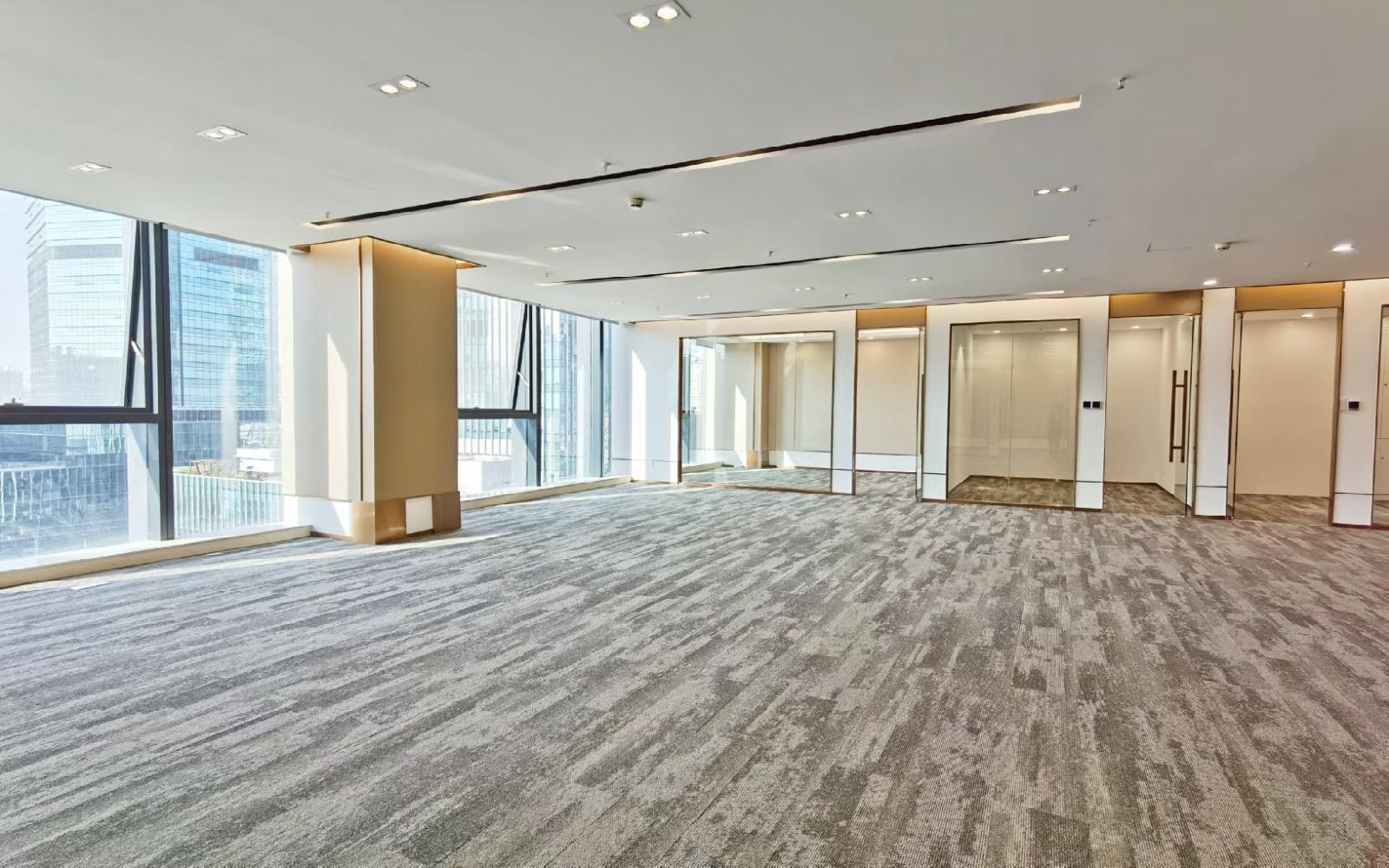 中铁南方总部大厦写字楼出租443平米精装办公室190元/m².月