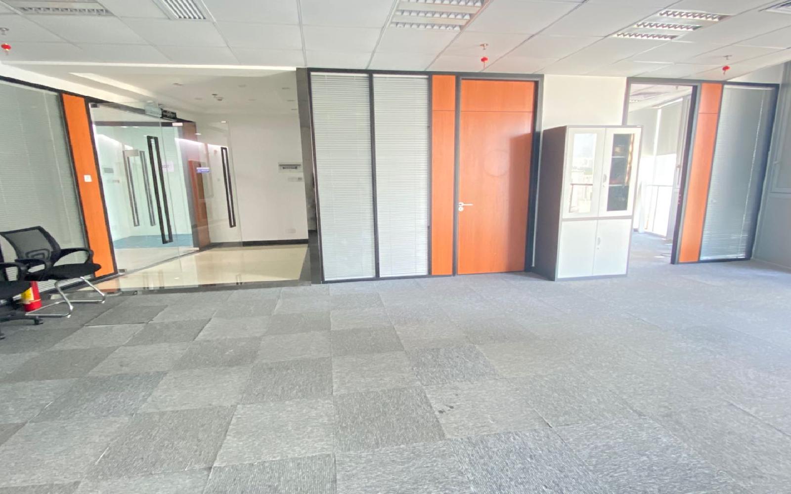 软件产业基地写字楼出租106平米精装办公室115元/m².月