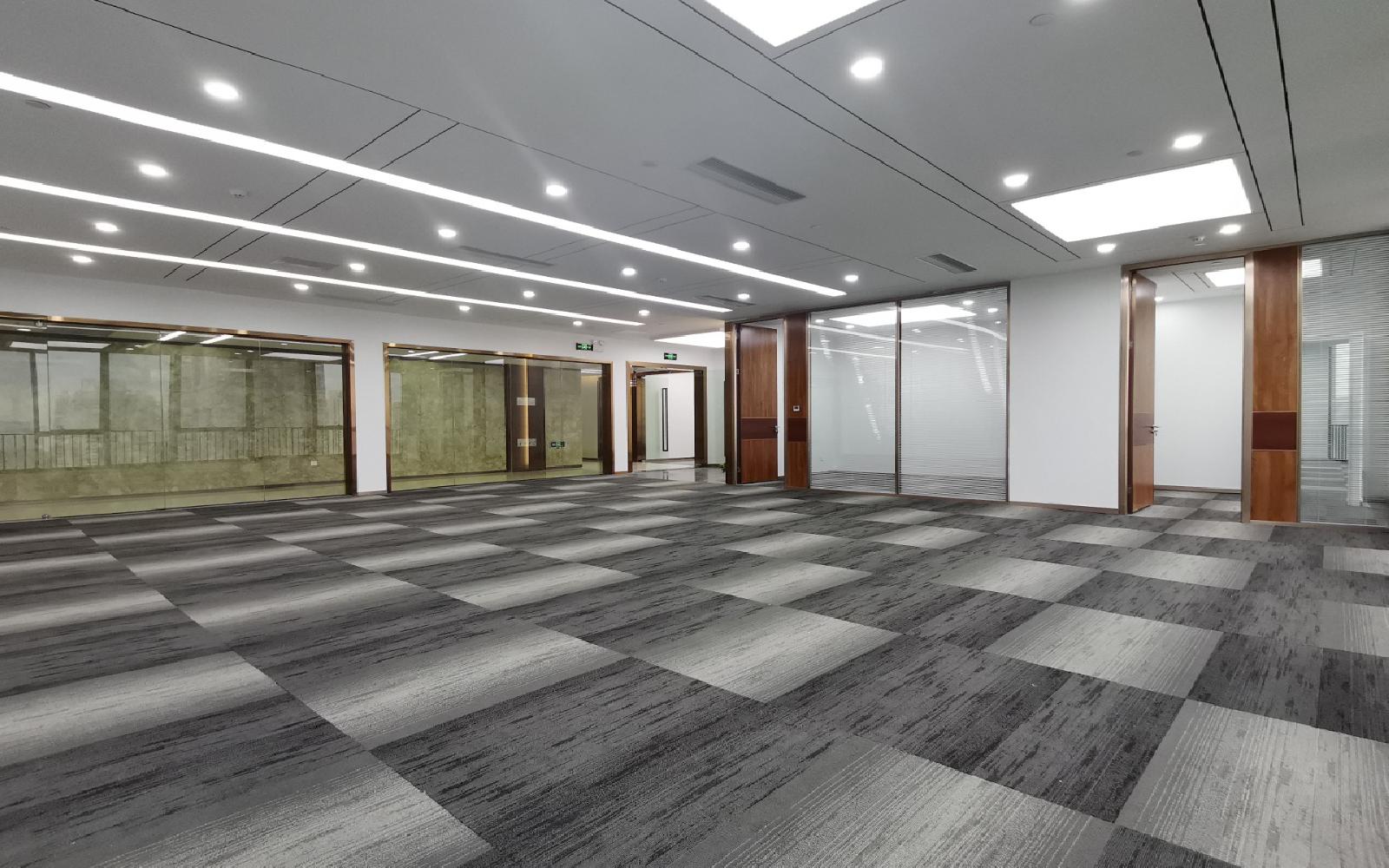 金迪世纪大厦写字楼出租369平米精装办公室110元/m².月