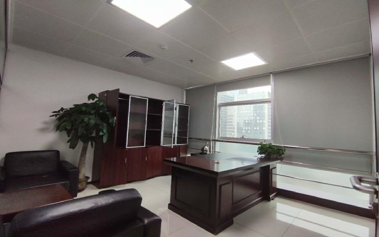 德赛科技大厦写字楼出租538平米精装办公室125元/m².月