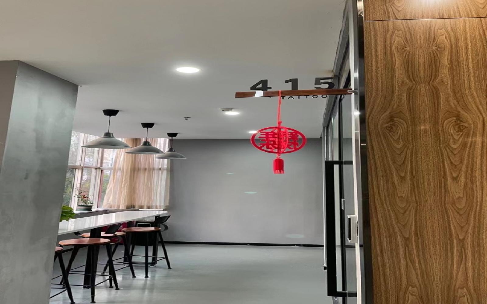 华侨城创意文化园写字楼出租37平米精装办公室115元/m².月