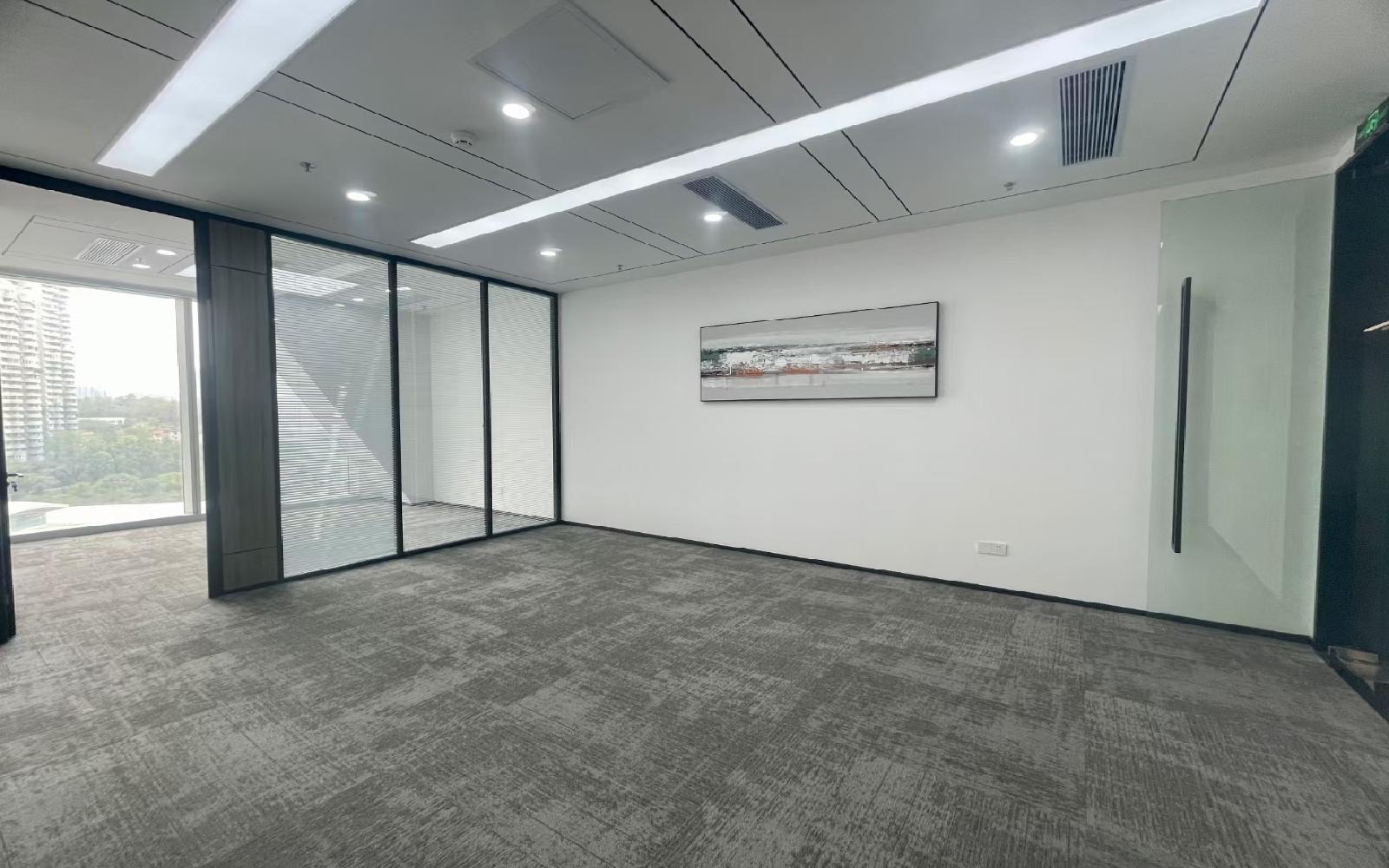 香槟金融中心写字楼出租238平米简装办公室130元/m².月