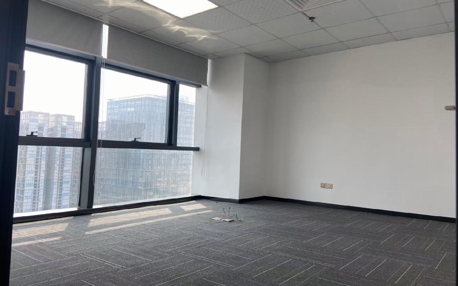 创新大厦写字楼出租242平米精装办公室70元/m².月