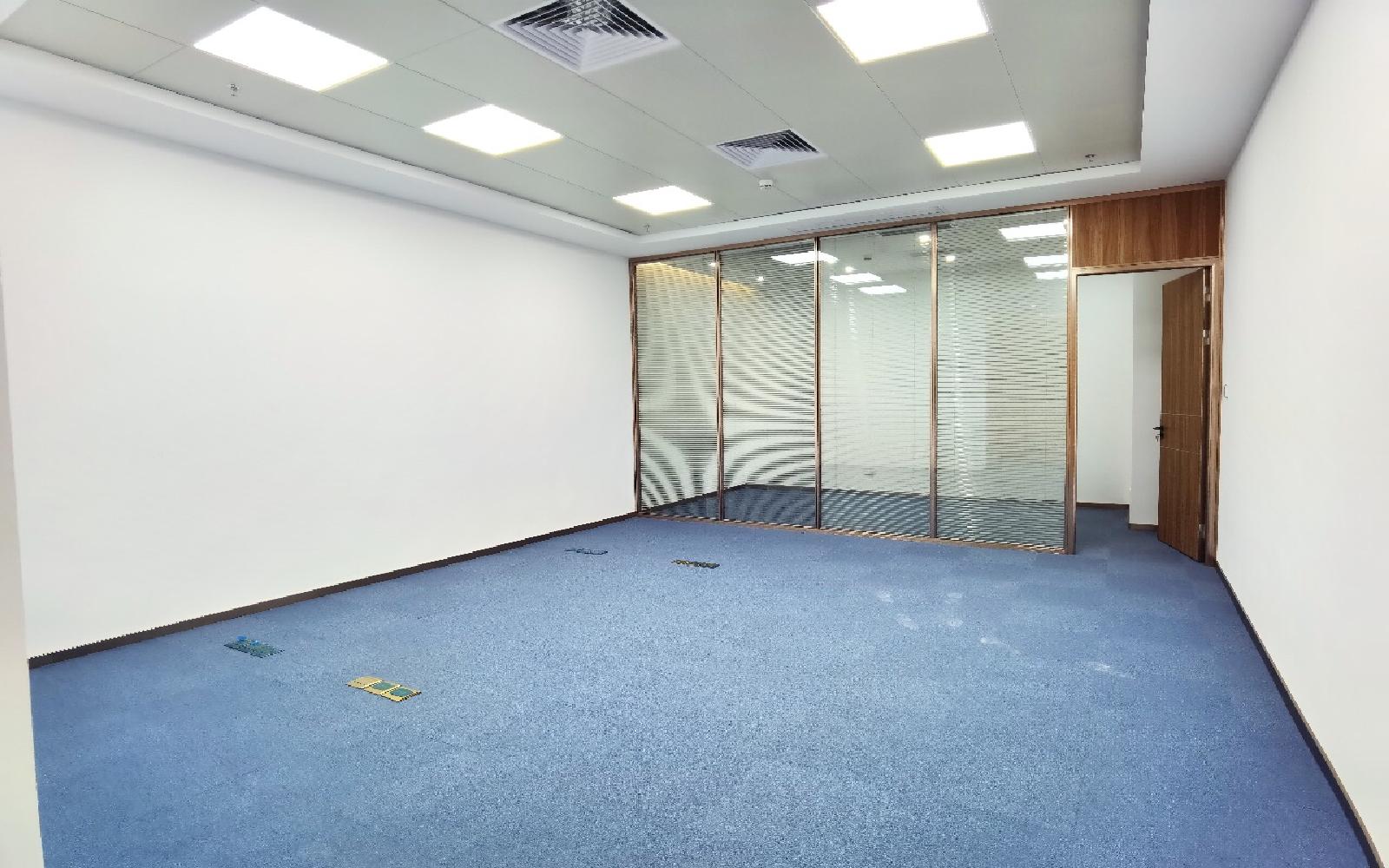 赛百诺大厦写字楼出租132平米精装办公室8000元/间.月