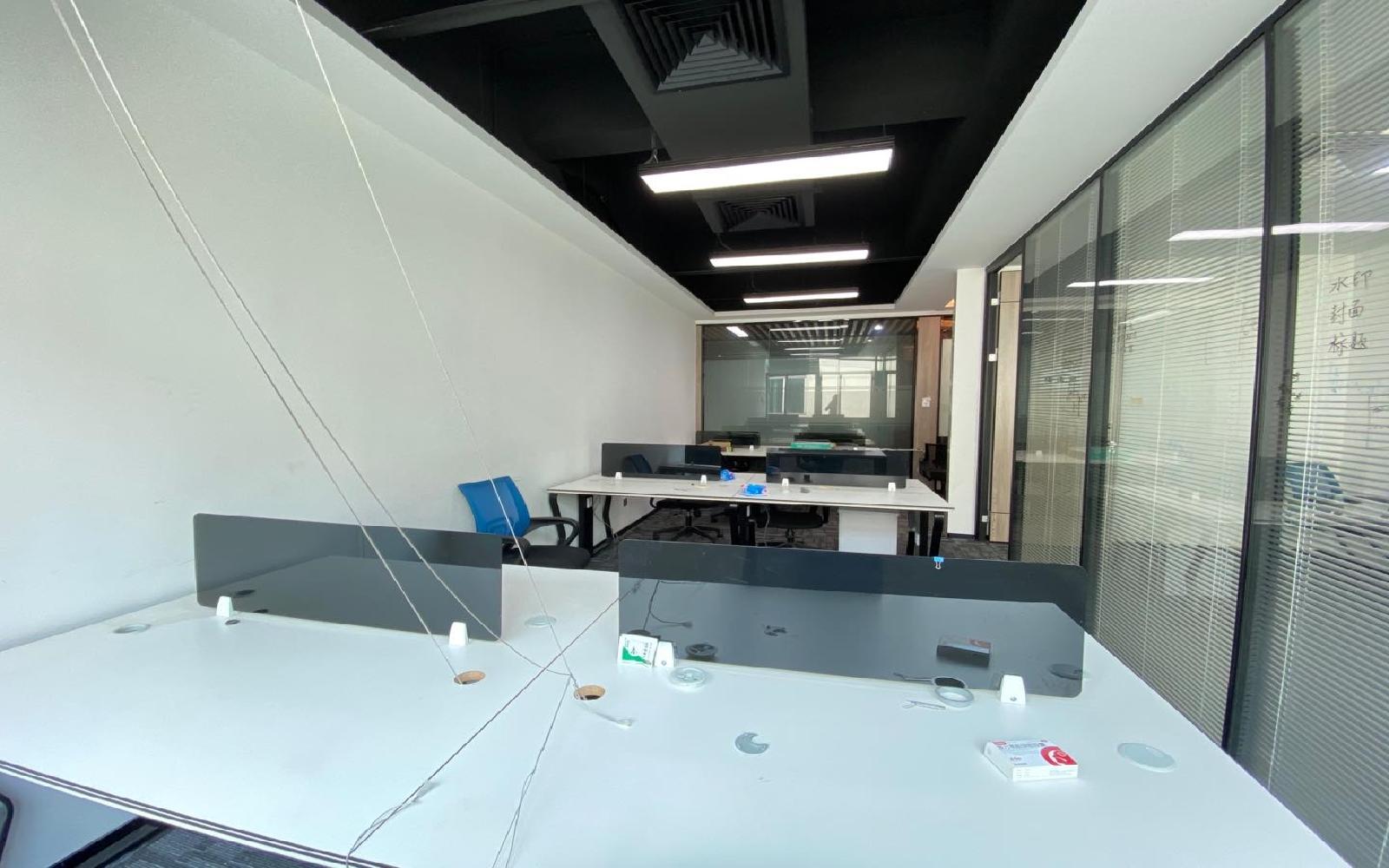虚拟大学园写字楼出租176平米精装办公室65元/m².月
