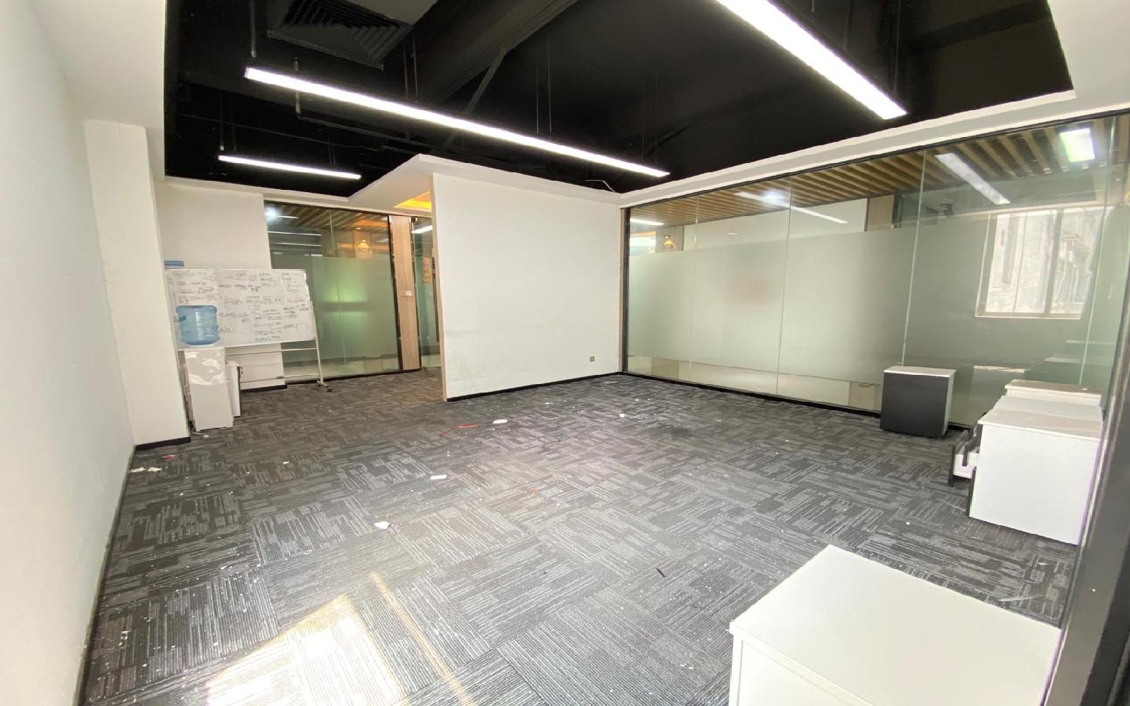 虚拟大学园写字楼出租175平米精装办公室60元/m².月