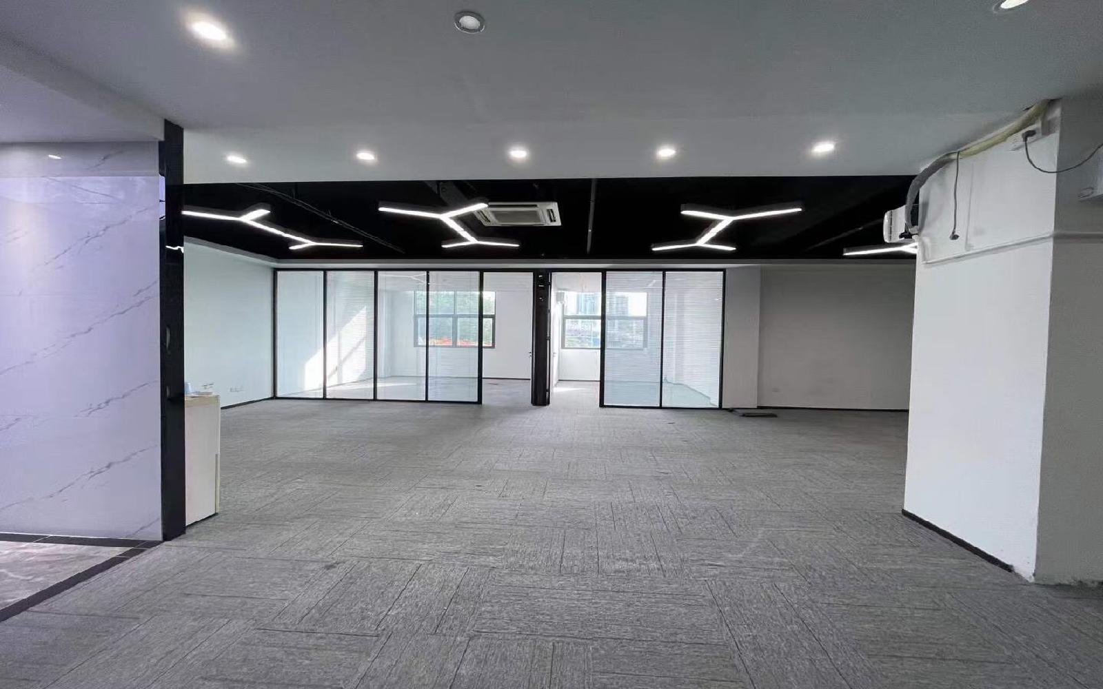 鼎盛创意园写字楼出租360平米精装办公室58元/m².月