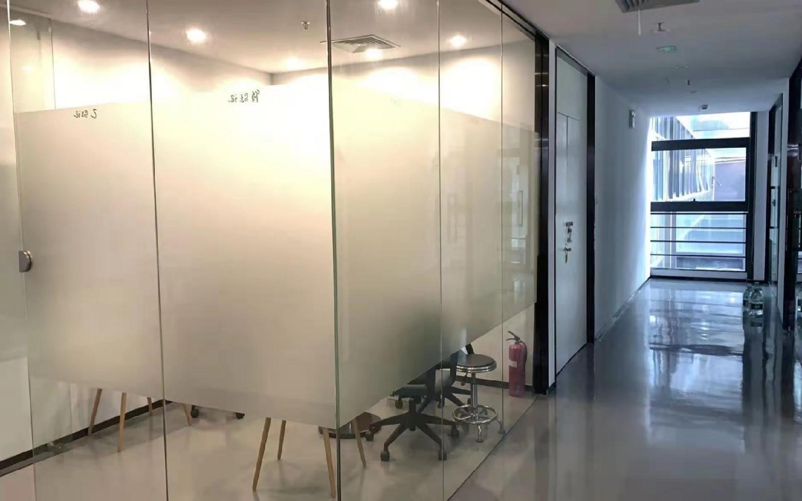 深圳湾科技生态园（三期）写字楼出租731平米精装办公室125元/m².月
