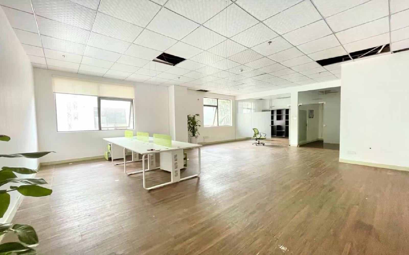 南山睿园写字楼出租310平米精装办公室60元/m².月