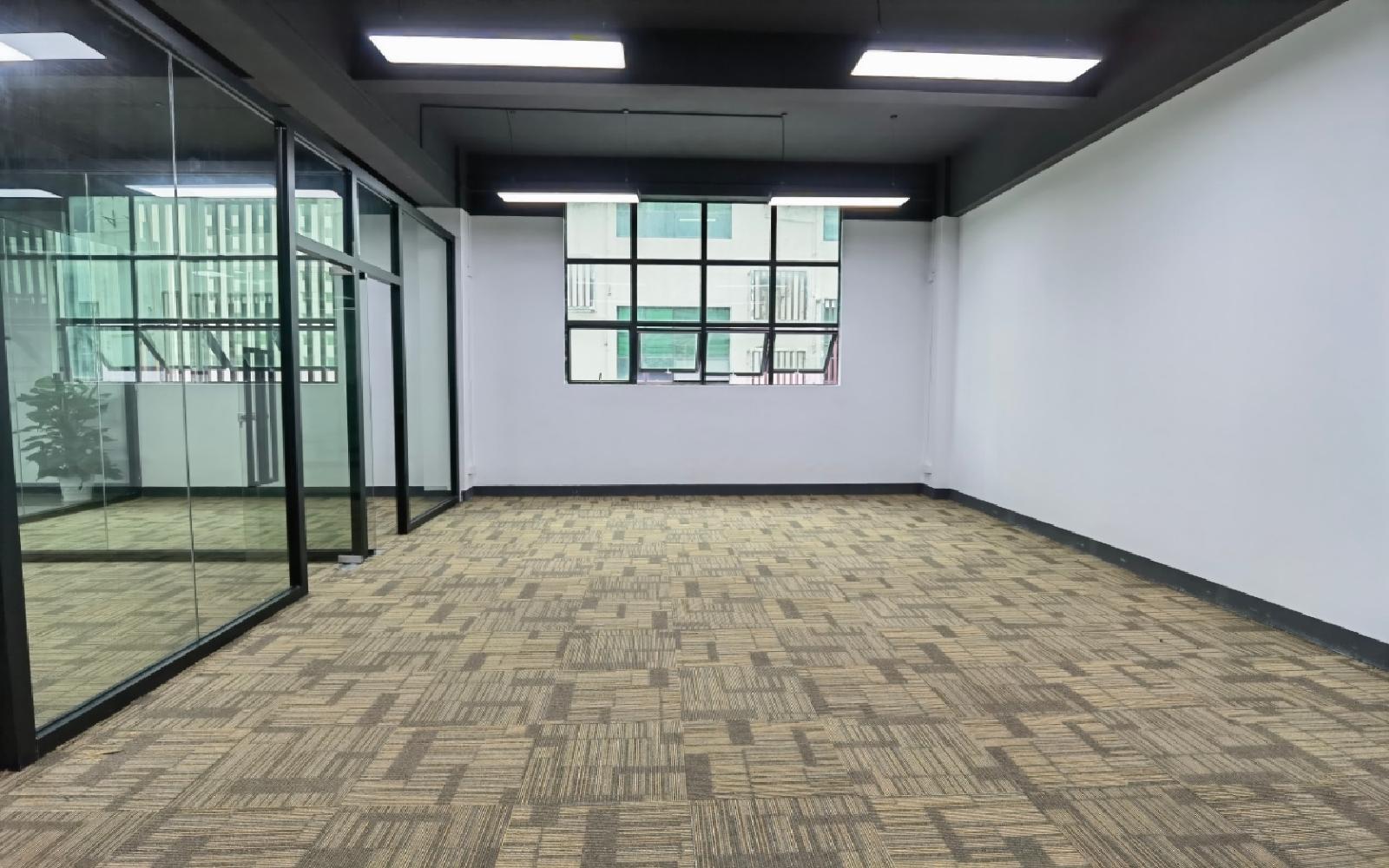 南山云谷创新产业园（二期）写字楼出租183平米精装办公室75元/m².月