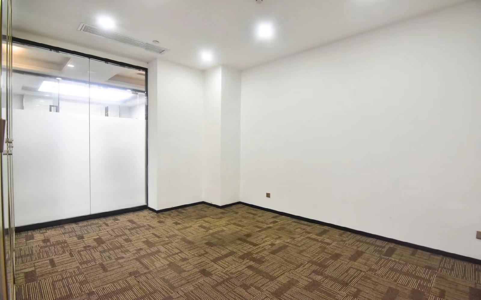 智慧广场写字楼出租232平米精装办公室95元/m².月