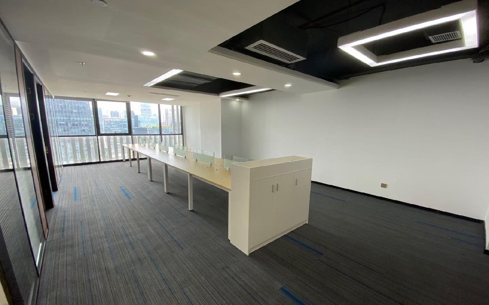 深圳湾科技生态园（二期）写字楼出租208平米精装办公室95元/m².月