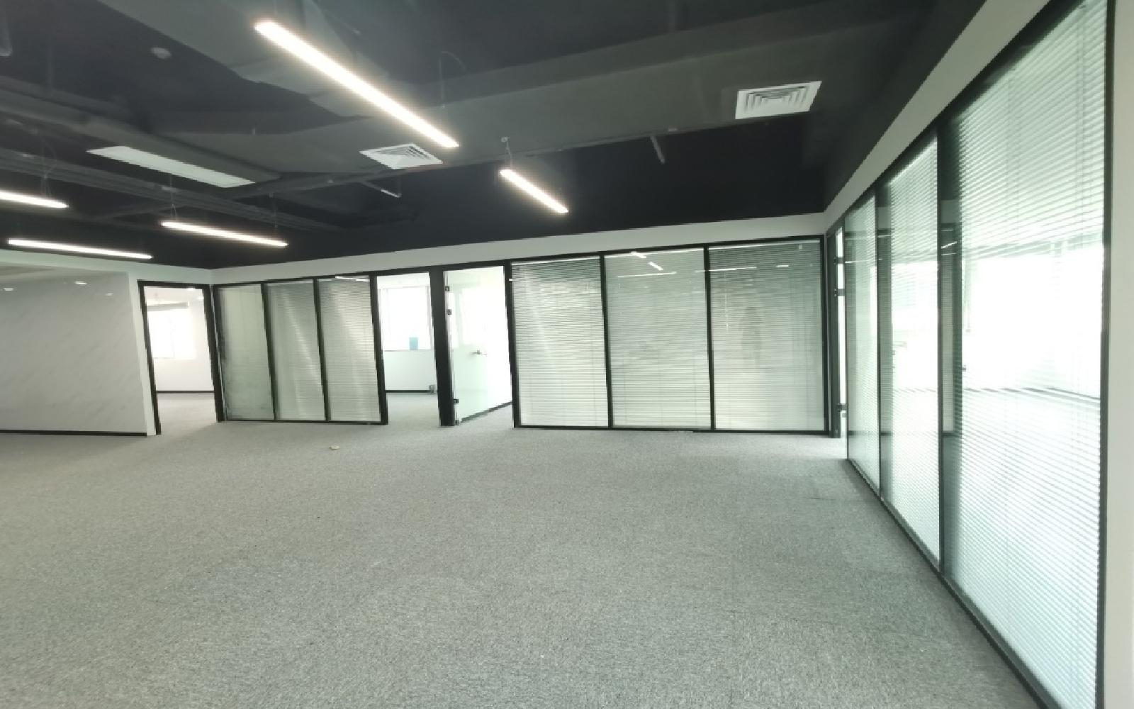 创维大厦写字楼出租246平米精装办公室140元/m².月
