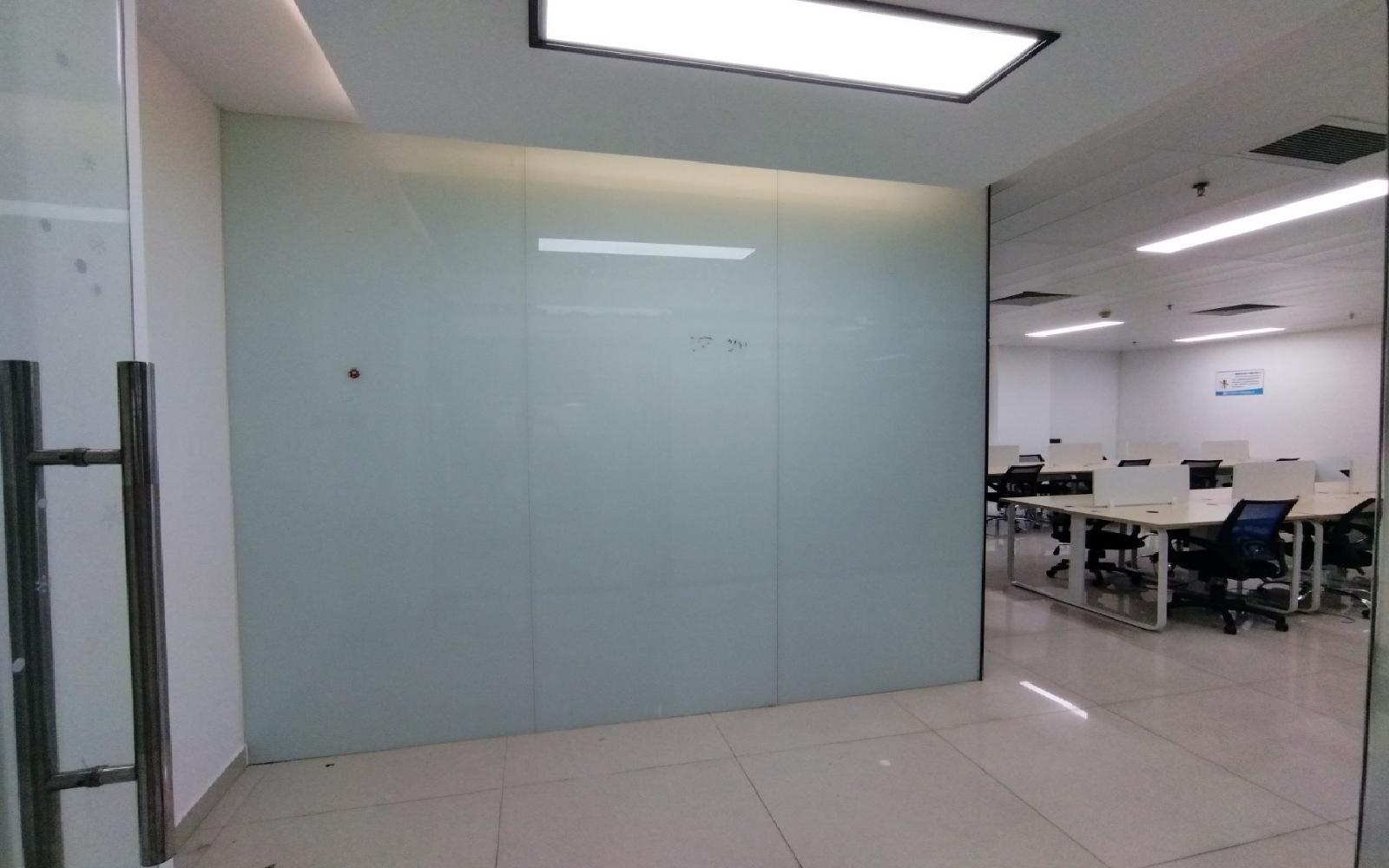 软件产业基地写字楼出租526平米豪装办公室70元/m².月