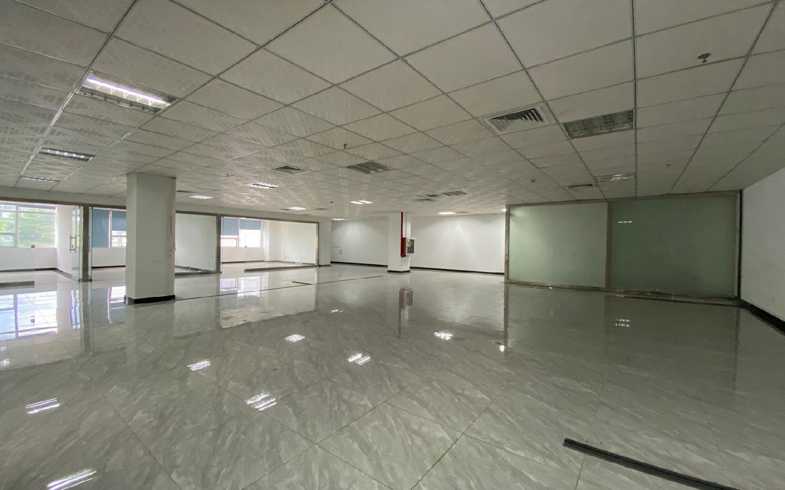 赛百诺大厦写字楼出租568平米精装办公室75元/m².月