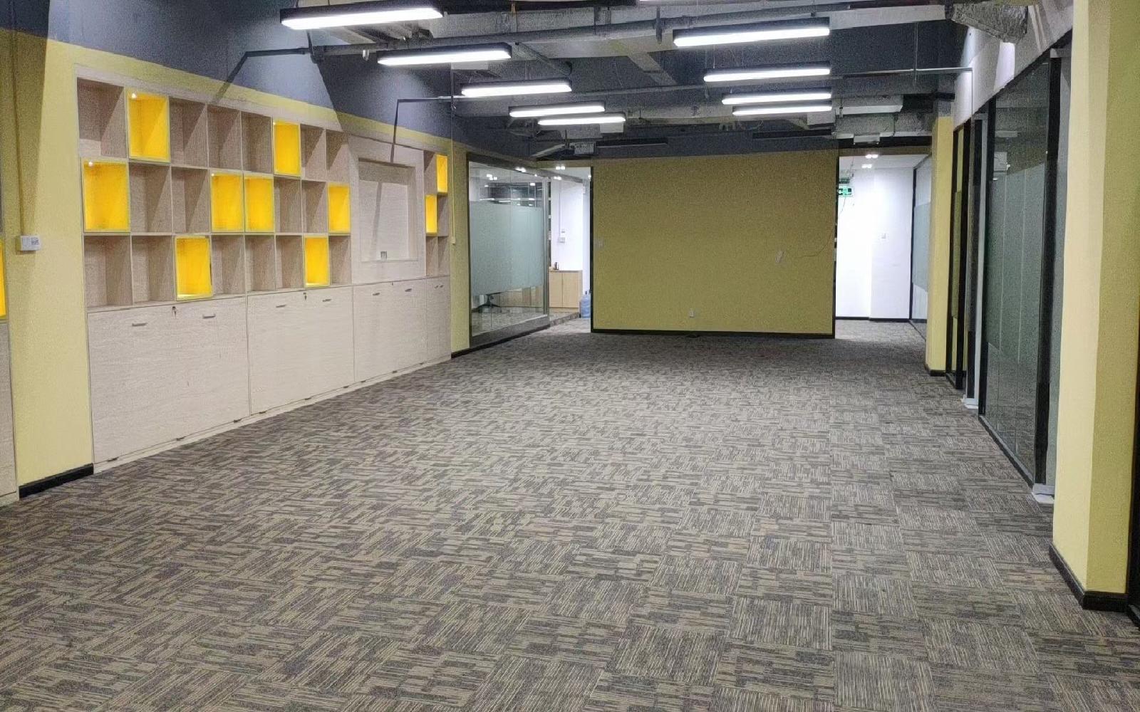 深圳软件园T3写字楼出租1150平米精装办公室60元/m².月