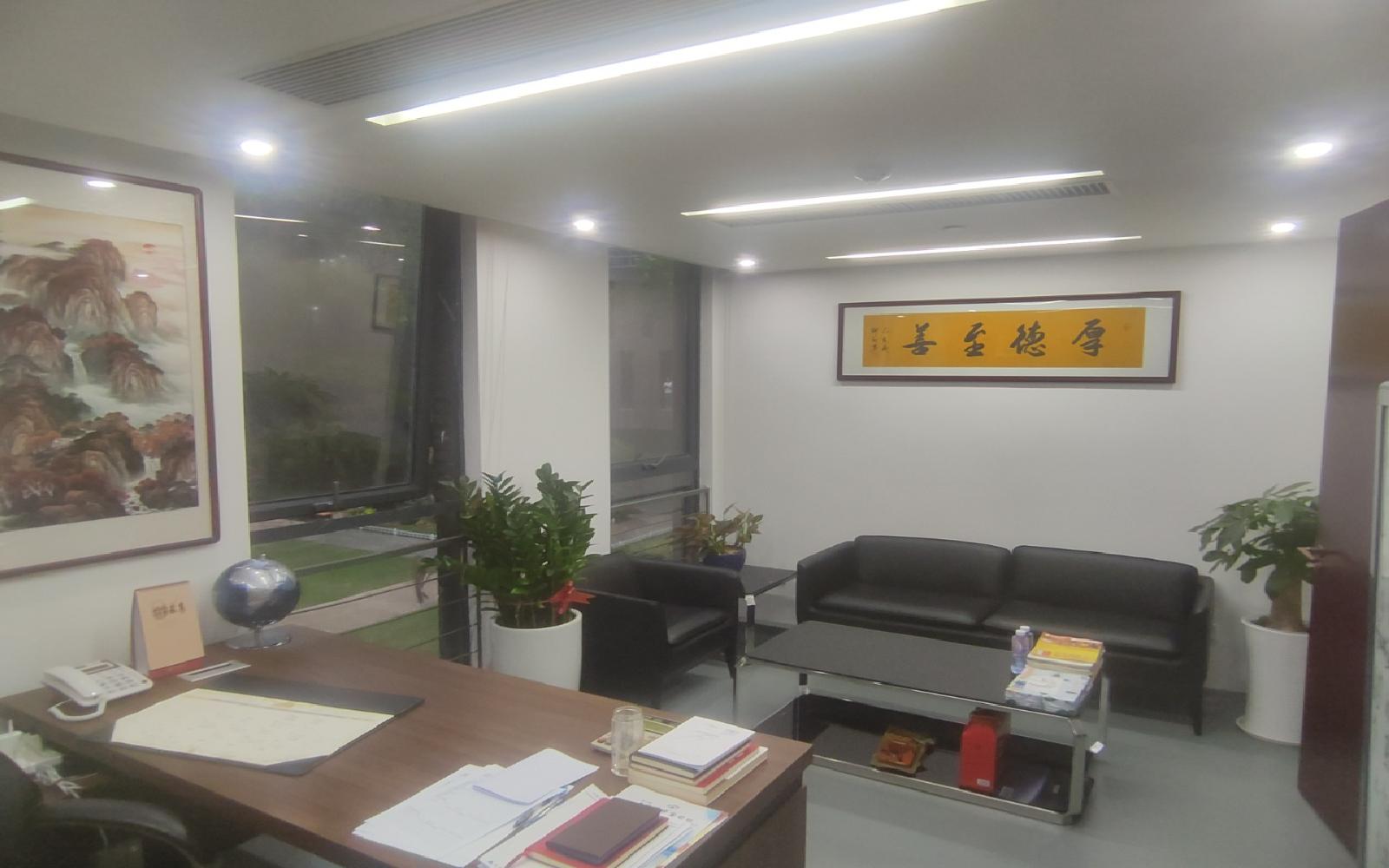 同方信息港写字楼出租875平米精装办公室120元/m².月