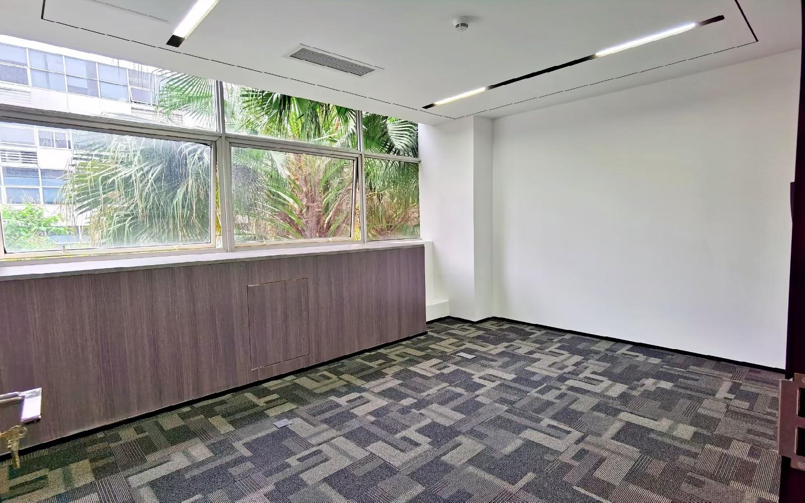 深圳软件园写字楼出租123平米豪装办公室69元/m².月