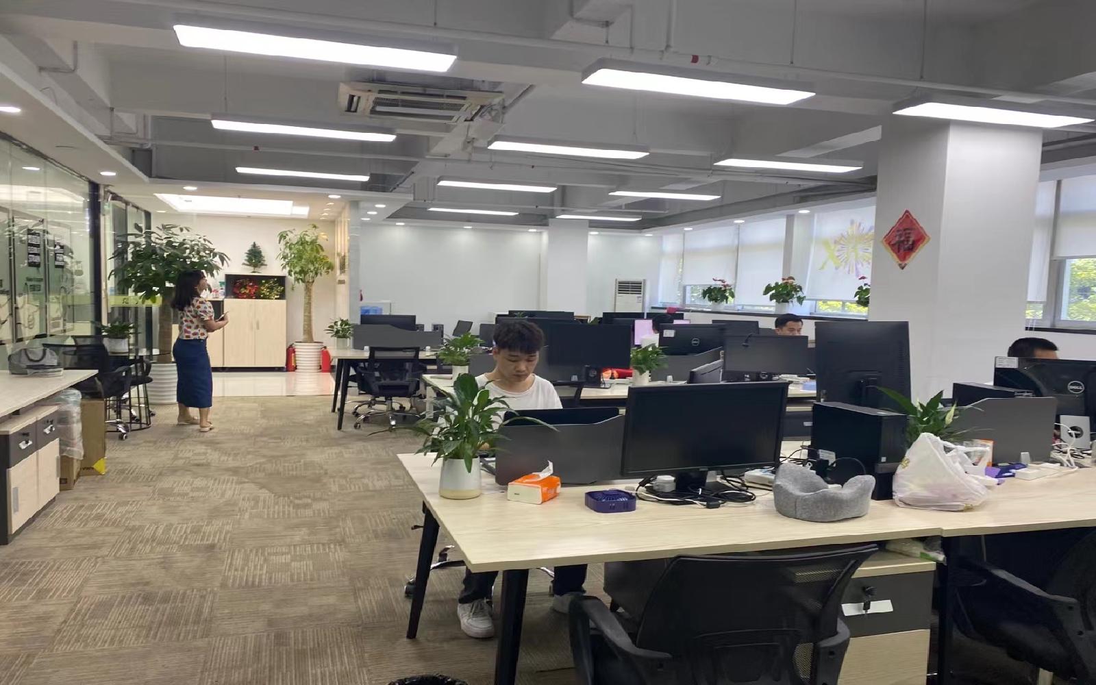 深圳软件园写字楼出租266平米精装办公室68元/m².月
