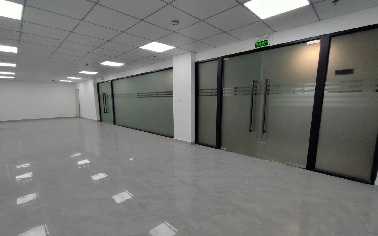 智恒产业园写字楼出租230平米精装办公室69元/m².月