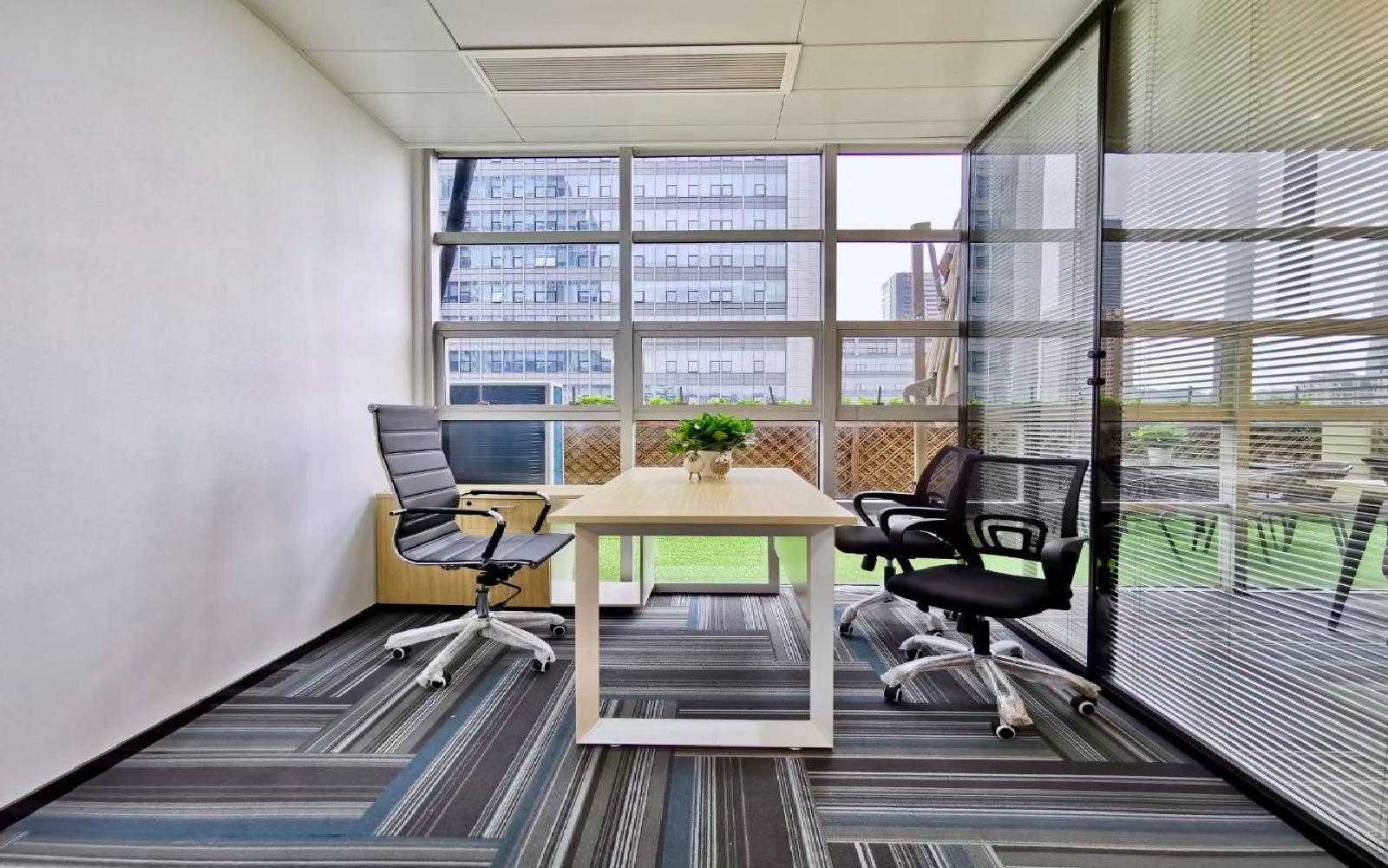 南山软件园写字楼出租299平米精装办公室80元/m².月