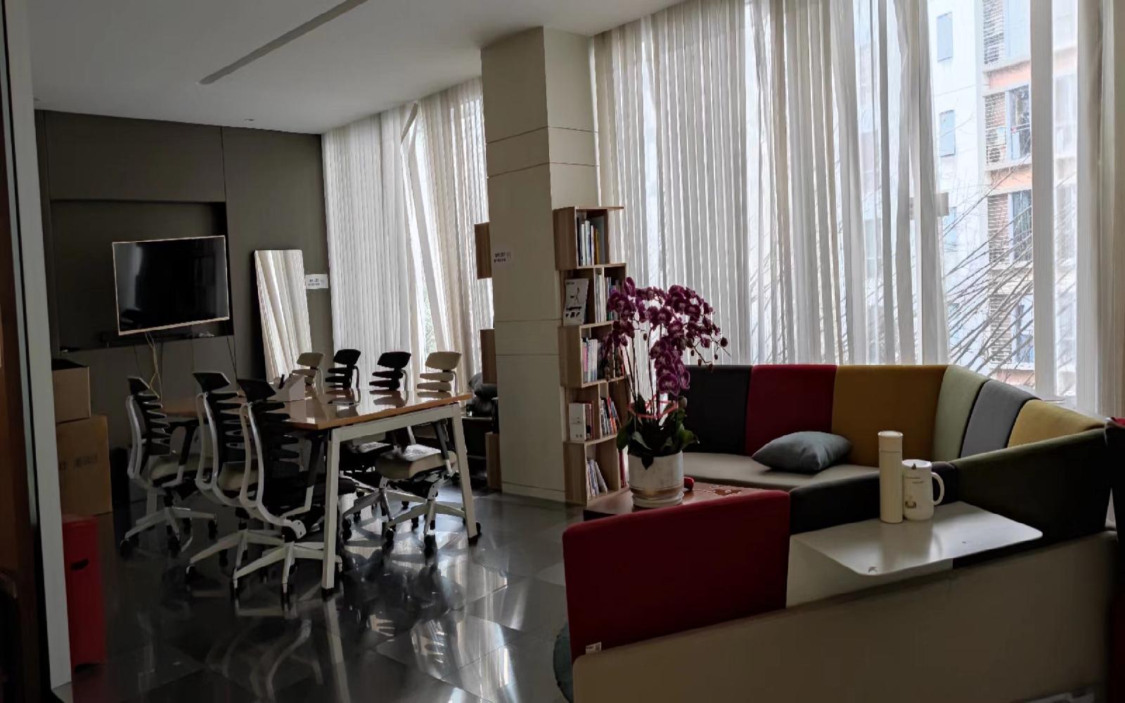 华侨城创意文化园写字楼出租1100平米豪装办公室125元/m².月