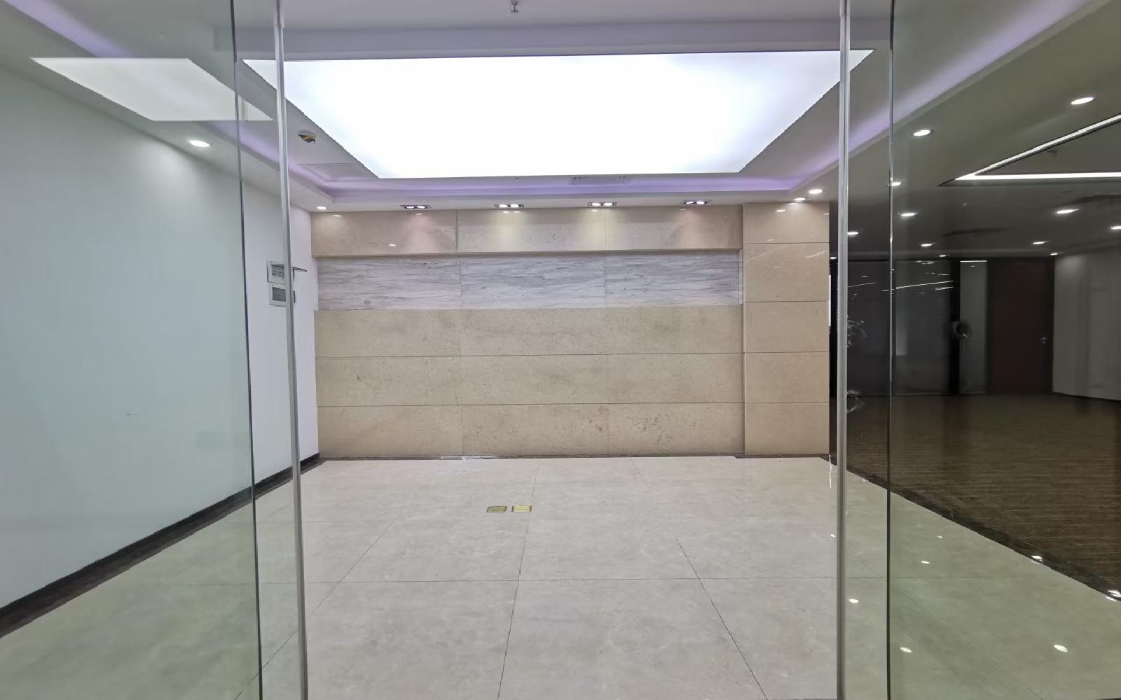 华润城大冲商务中心写字楼出租708平米豪装办公室80元/m².月