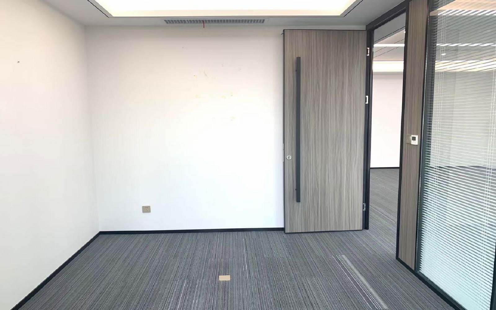 阳光粤海大厦写字楼出租200平米精装办公室85元/m².月