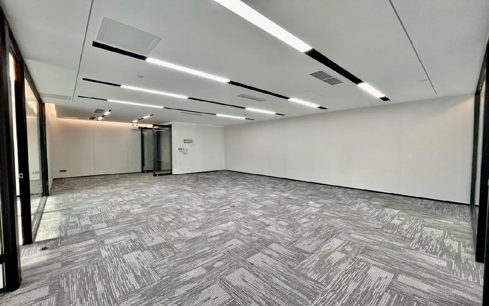 华润城大冲商务中心写字楼出租545平米豪装办公室90元/m².月