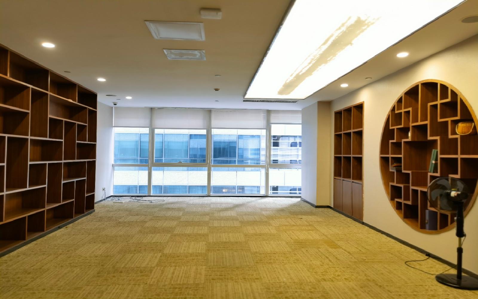 华润城大冲商务中心写字楼出租1350平米精装办公室155元/m².月