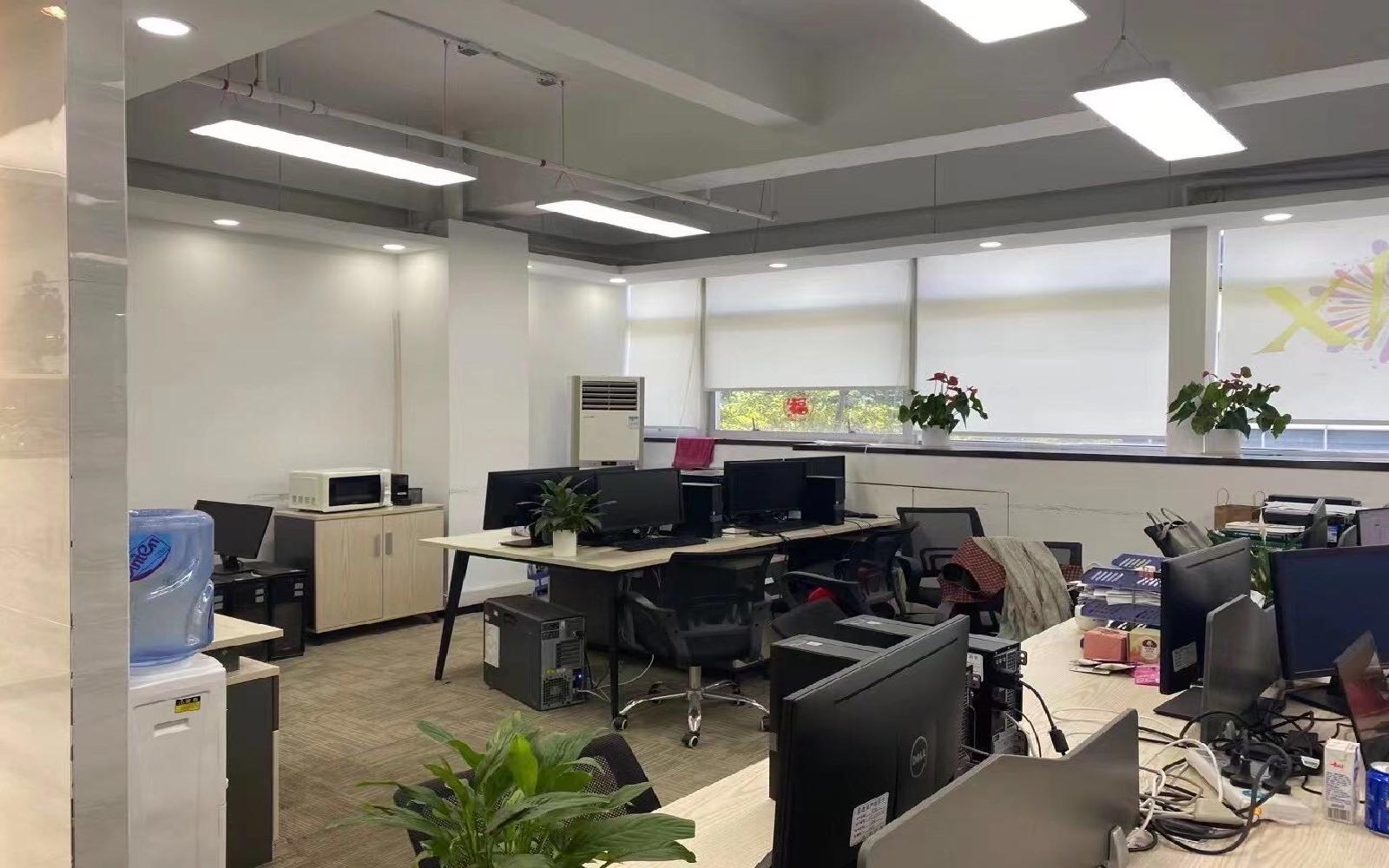 南山软件园写字楼出租288平米精装办公室70元/m².月