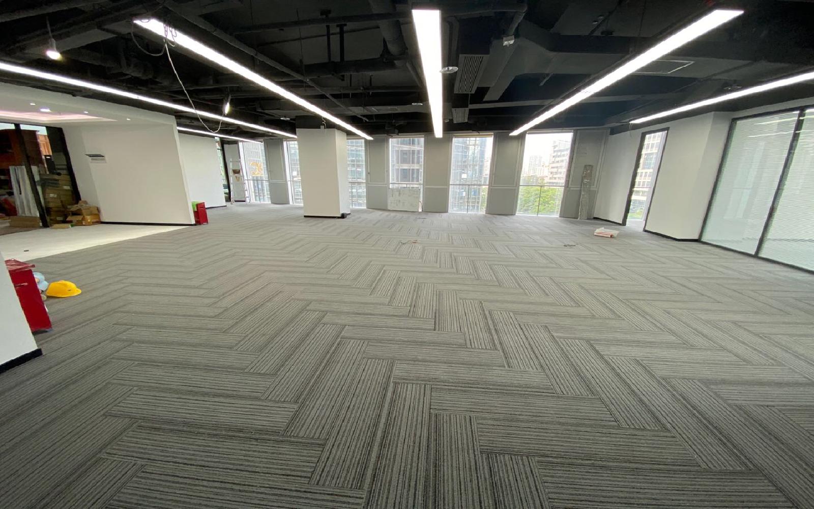 软件产业基地写字楼出租615平米精装办公室80元/m².月