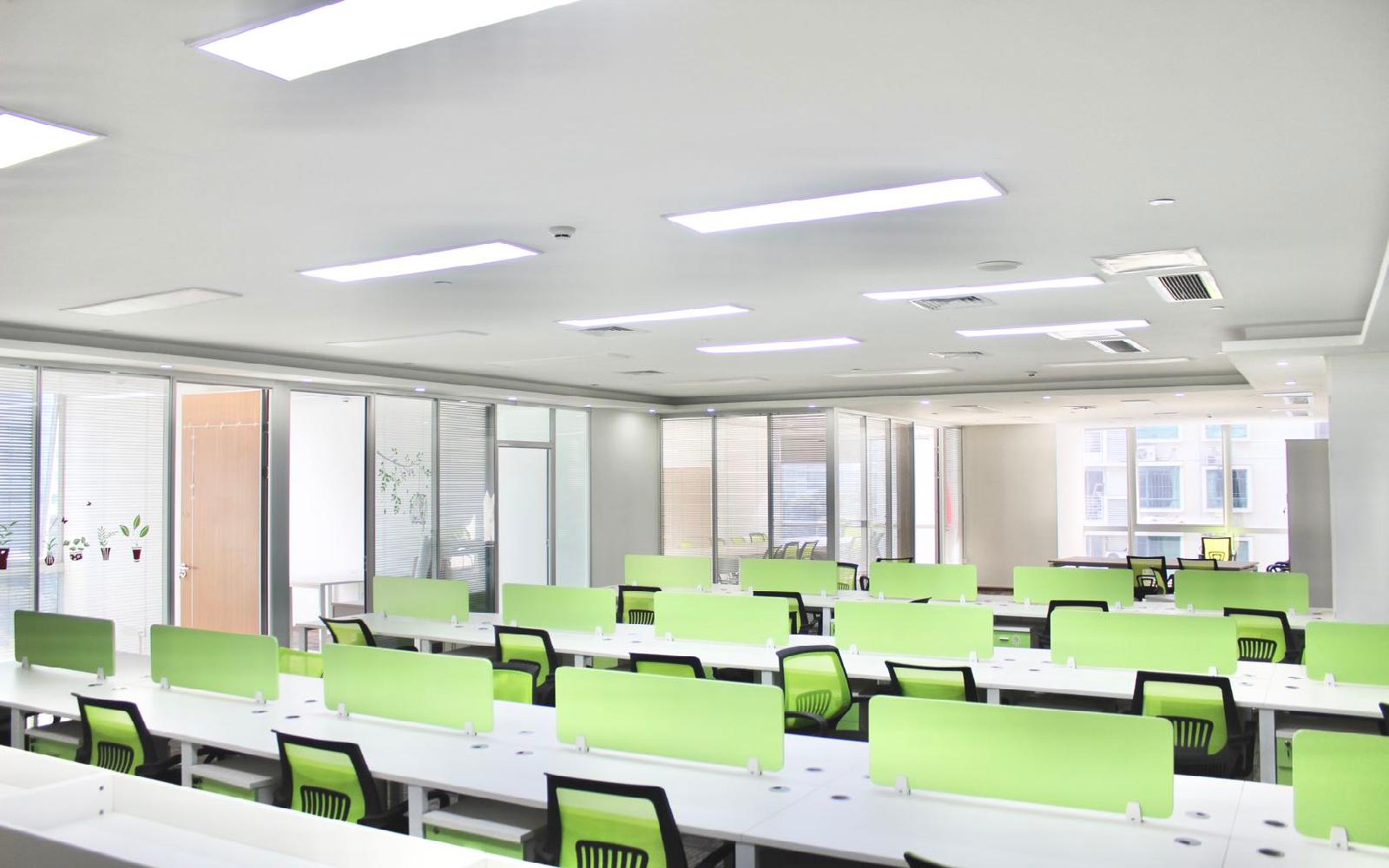 华润城大冲商务中心写字楼出租430平米精装办公室85元/m².月
