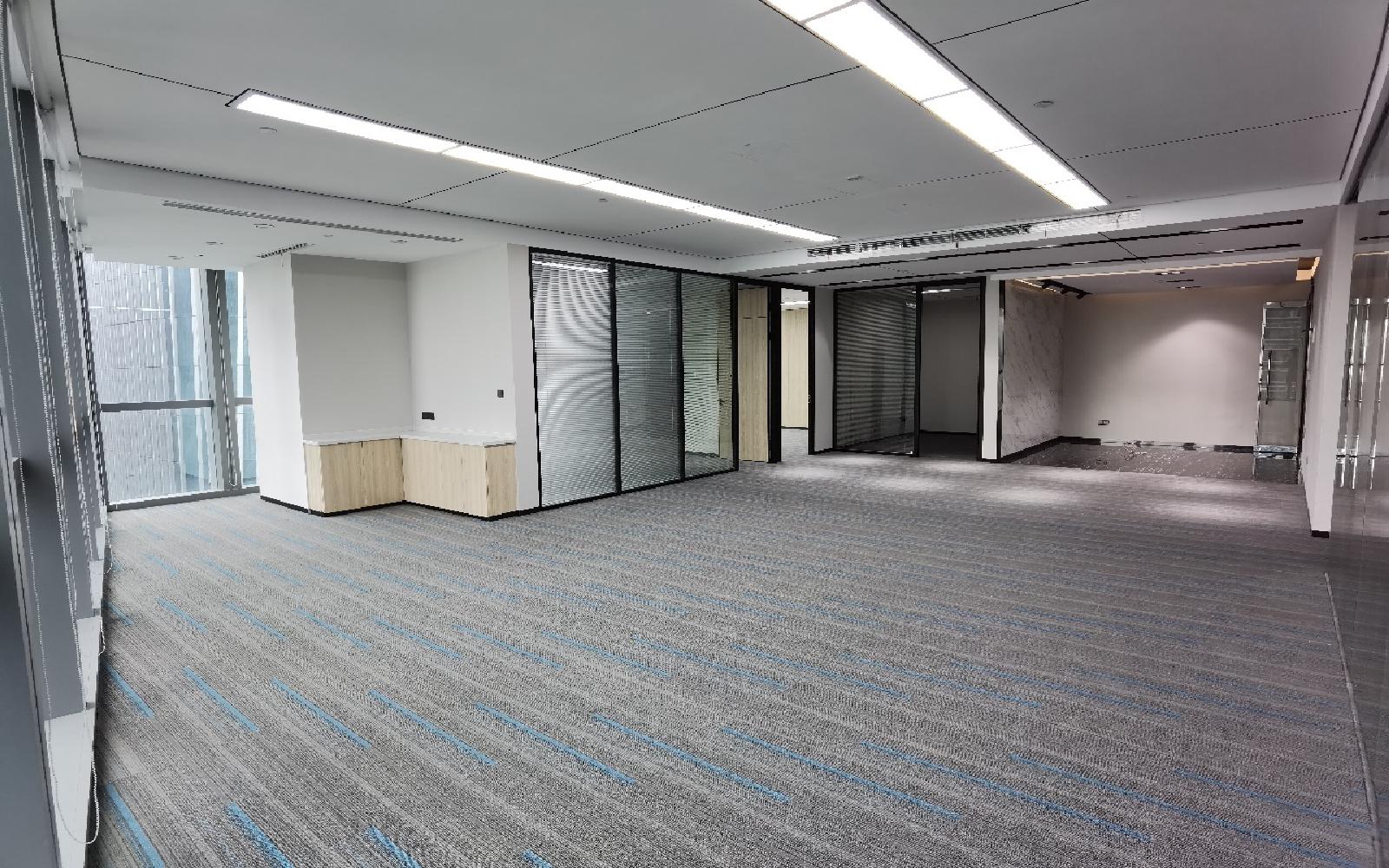 香江金融中心写字楼出租267.44平米精装办公室145元/m².月