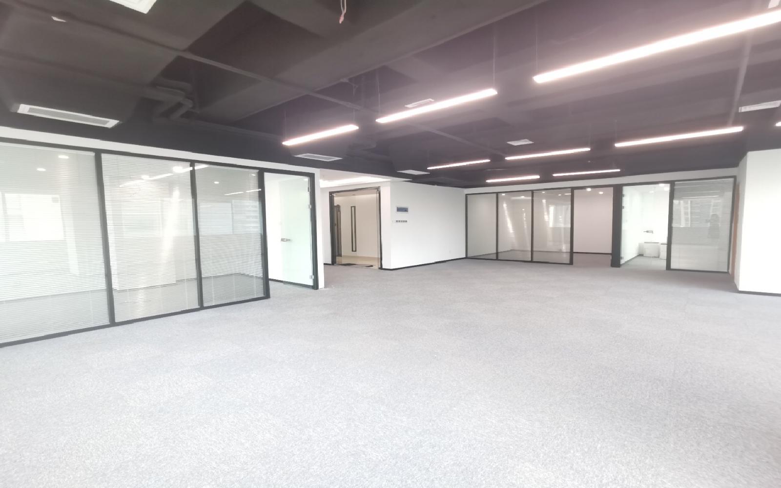 创维大厦写字楼出租210平米精装办公室120元/m².月