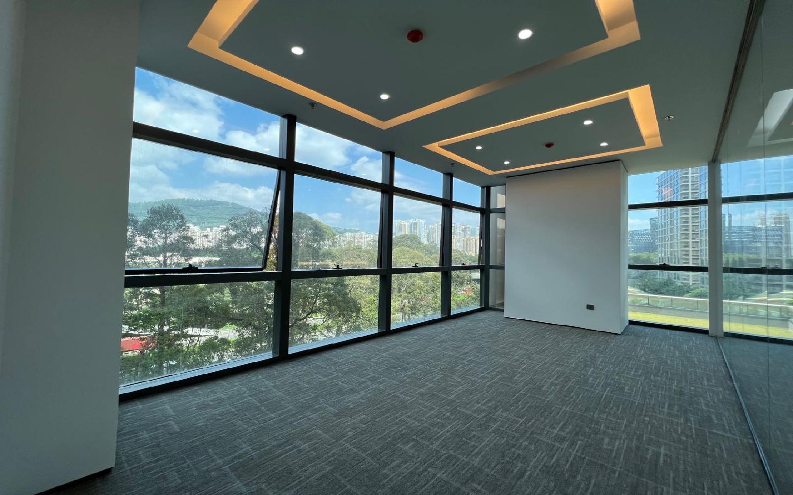 绿景广场写字楼出租382平米精装办公室98元/m².月